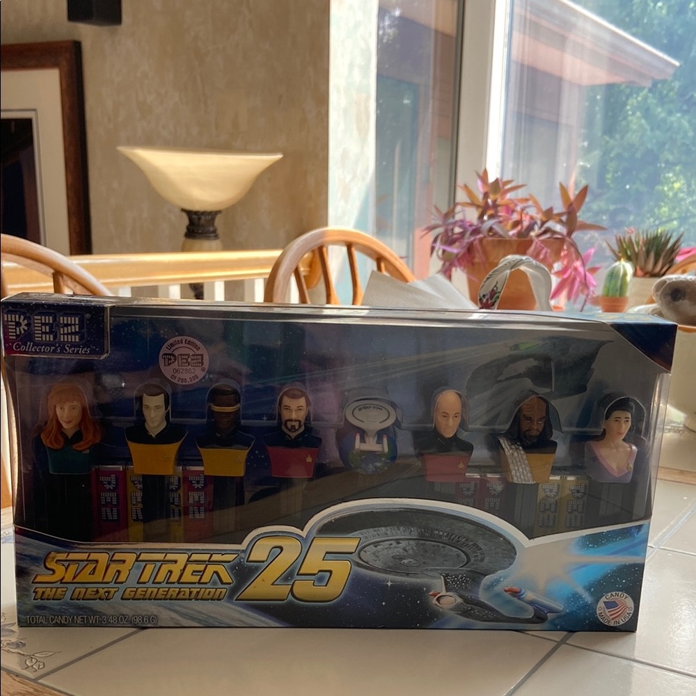 Star Trek: The Next Generation 25th Anniversary Set